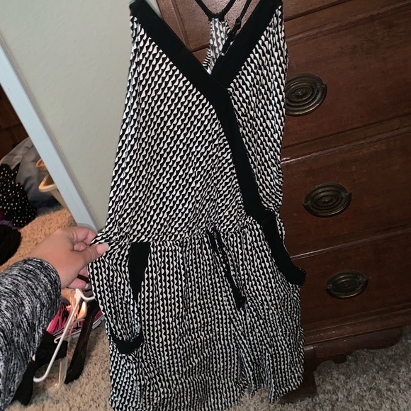 Black & White Romper - Picture 1 of 2